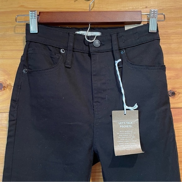 Madewell Curvy High Rise Skinny Jeans in Carbondale Wash Black 23 NWT - Picture 4 of 13